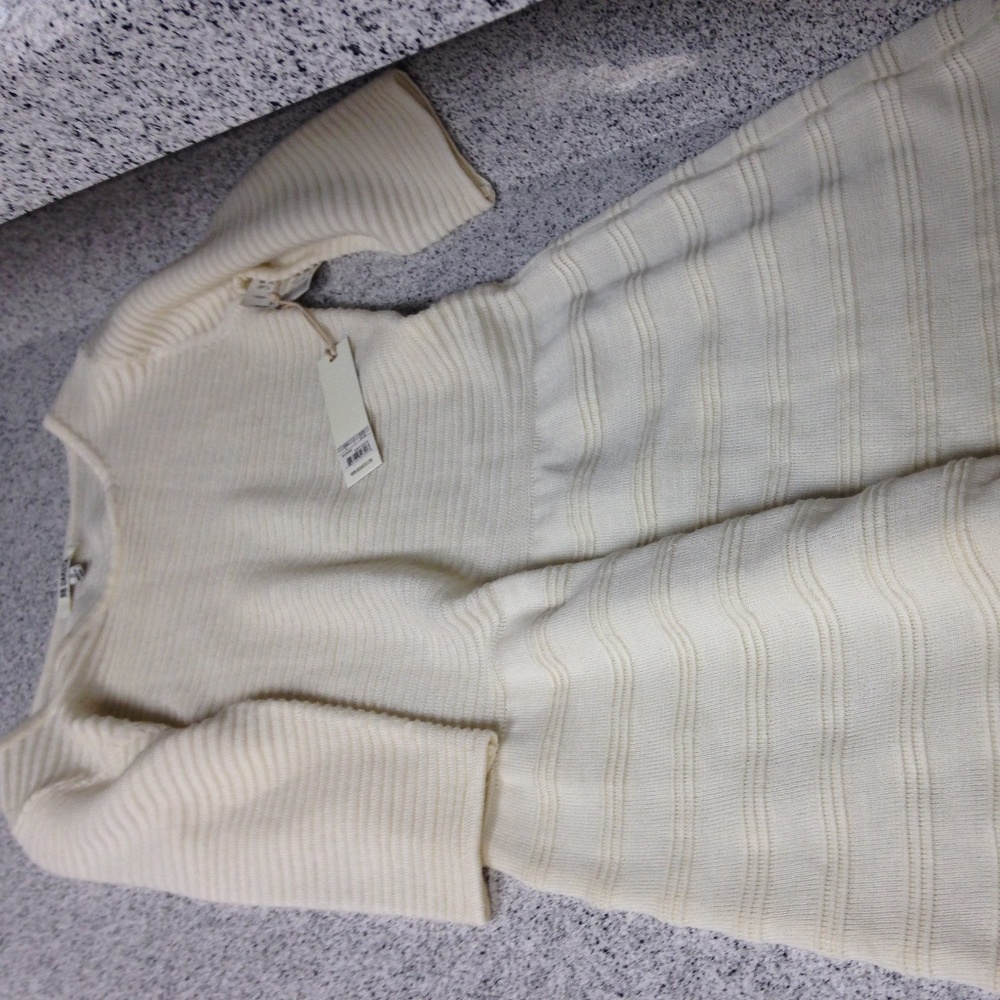 NWT BB DAKOTA Cream Women's S Long Sleeved Dress